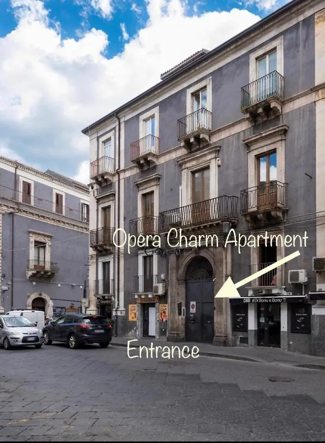 Opera Charm Apartment Catania